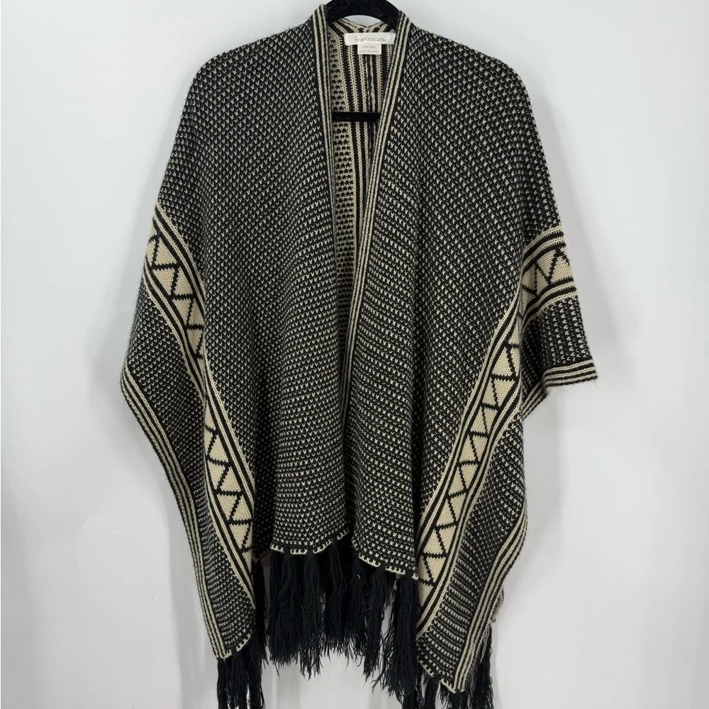 Francesca's Black and Cream Knit Poncho